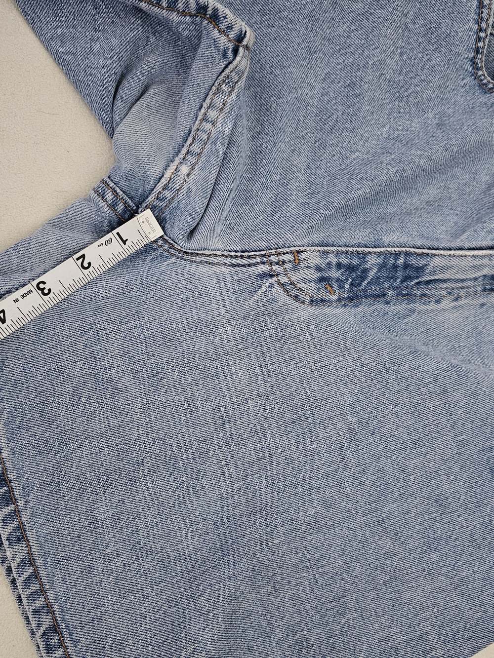 PERFECT CONDITION VINTAGE LEVI'S Light Blue Denim Wms Shorts 100% Cotton Sz 14 R - Picture 6 of 11
